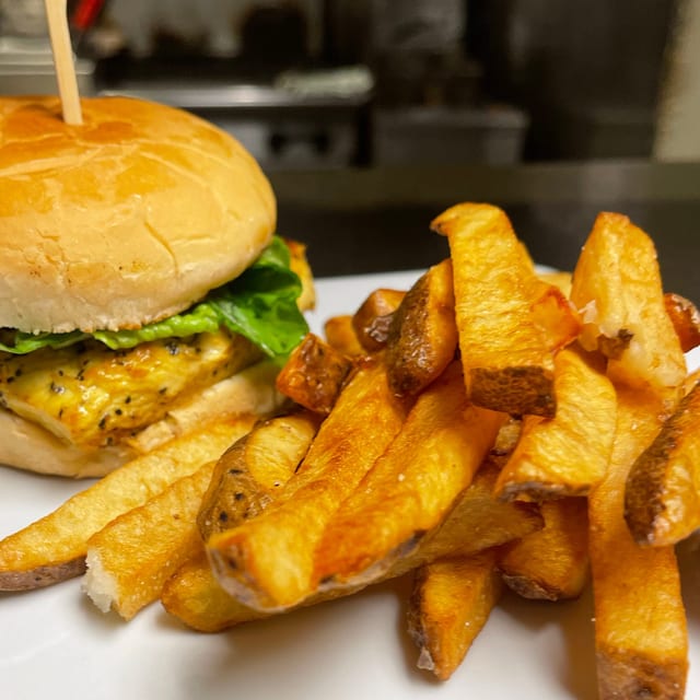 Chicken Burger & Fries (Halal).